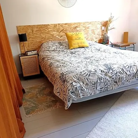 Villa Maison Au Calme Avec Piscine *