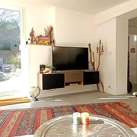 Villa Maison Au Calme Avec Piscine *